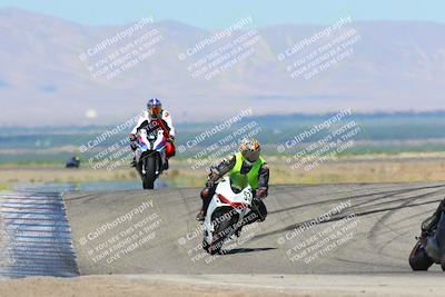 media/May-29-2022-Lets Ride (Sun) [[e8986be515]]/B Group/1020am (Outside Grapevine)/